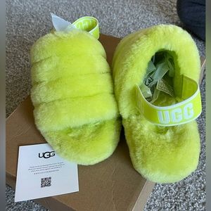 New Deadstock Women’s Ugg Fluff Slide size 7